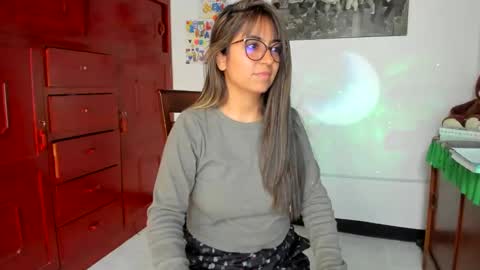 Snapshot of isabella22_1 chatting on February 10, 2025, 5:19 pm Isabella22 1 online show from February 10, 2025, 5:19 pm