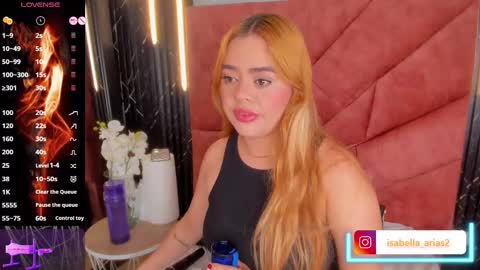 Isabella Arias online show from March 8, 2025, 4:45 am