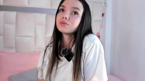 isabella_gomez11 online show from February 17, 2026, 8:59 pm