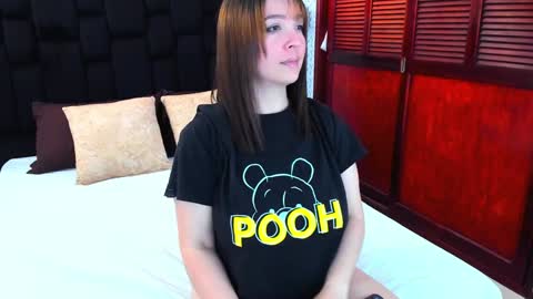 Isabella Your Queen  online show from February 8, 2025, 3:08 am