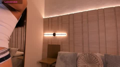 Snapshot of isabella_roberts13 chatting on September 11, 2025, 7:47 pm isa online show from September 11, 2025, 7:47 pm