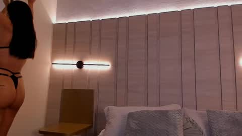 Snapshot of isabella_roberts13 chatting on October 7, 2025, 9:01 pm isa online show from October 7, 2025, 9:01 pm