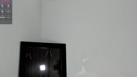 Isabella online show from January 16, 2025, 10:44 pm