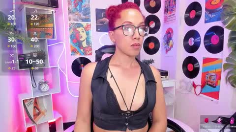 Snapshot of isabella_star_ chatting on February 8, 2026, 11:46 am Camila online show from February 8, 2026, 11:46 am