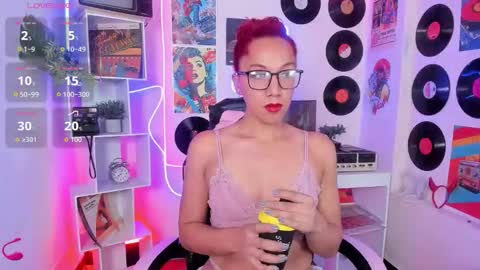 Snapshot of isabella_star_ chatting on February 14, 2026, 11:40 am Camila online show from February 14, 2026, 11:40 am