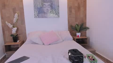 isabella_winkler online show from June 10, 2026, 11:09 am
