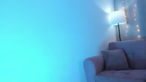 Snapshot of isabellaa_28 chatting on March 1, 2026, 3:30 am isabellaa_28 online show from March 1, 2026, 3:30 am