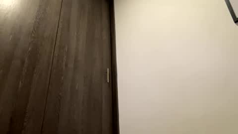 Snapshot of isabellakoffs chatting on December 26, 2024, 6:19 am Isabella.. back again online show from December 26, 2024, 6:19 am