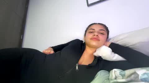 Snapshot of isabellakoffs chatting on February 6, 2026, 3:00 am Isabella.. back again online show from February 6, 2026, 3:00 am