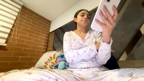 Snapshot of isabellakoffs chatting on February 14, 2026, 12:29 am Isabella.. back again online show from February 14, 2026, 12:29 am