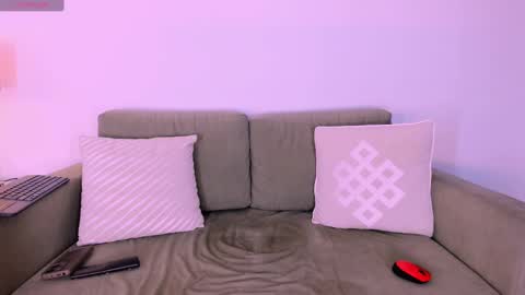  Martina  IG martissmith01 online show from February 14, 2025, 10:59 am