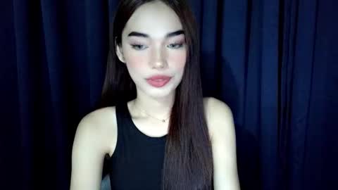Isabelle online show from April 27, 2026, 1:42 pm