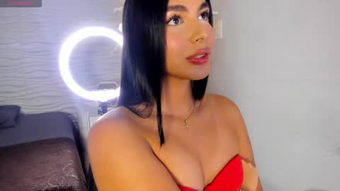 Isa online show from March 12, 2026, 11:00 pm