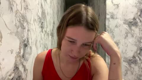 Im Olivia  online show from October 14, 2025, 3:35 pm