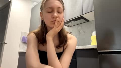 I am Maxine ntmu online show from April 29, 2026, 1:48 pm