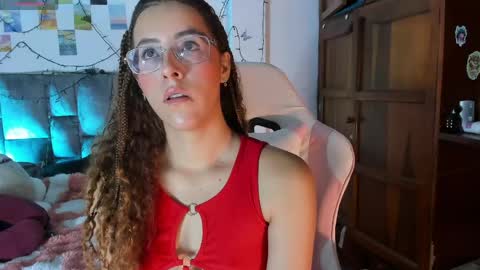 Isabela  online show from June 9, 2026, 2:34 am