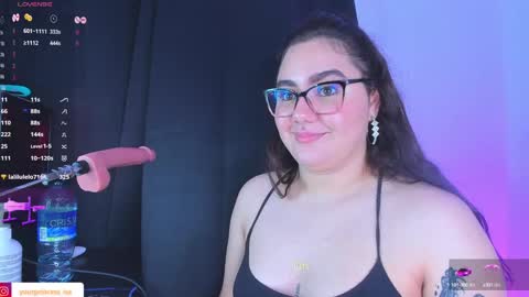 Snapshot of isarhodes_ chatting on January 15, 2025, 1:34 am Isa online show from January 15, 2025, 1:34 am