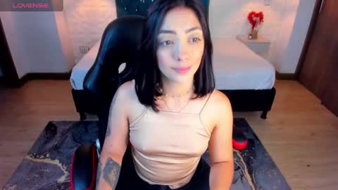 isabel  online show from March 8, 2025, 11:05 am