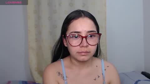 Snapshot of isemma chatting on December 11, 2024, 3:56 am Emma online show from December 11, 2024, 3:56 am