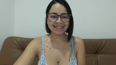 Snapshot of isemma chatting on September 10, 2025, 2:44 am Emma online show from September 10, 2025, 2:44 am