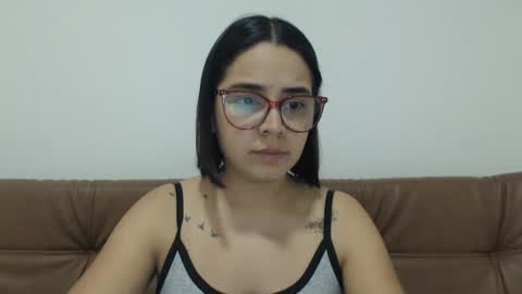 Snapshot of isemma chatting on October 8, 2025, 3:15 am Emma online show from October 8, 2025, 3:15 am