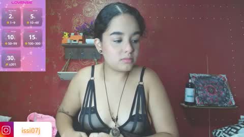 Isis Blade online show from October 11, 2025, 3:43 pm