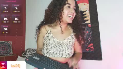 Isis Blade online show from October 13, 2025, 5:13 pm