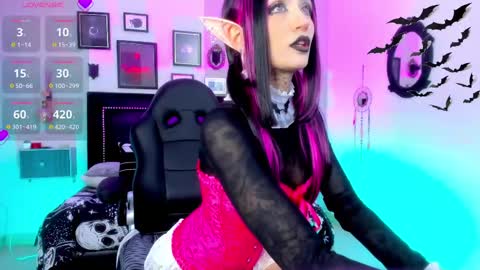 Isis Raichu online show from September 12, 2025, 8:53 pm