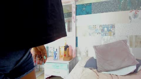Snapshot of isla_scott chatting on January 12, 2025, 5:22 pm Vanessa online show from January 12, 2025, 5:22 pm
