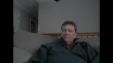 island625103 online show from February 9, 2025, 10:00 pm