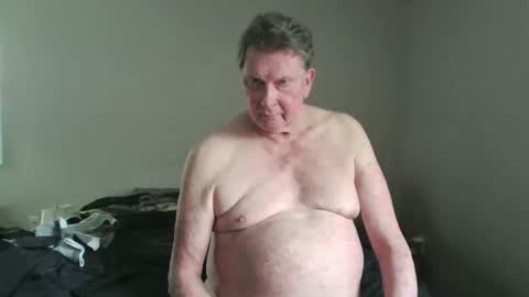 island625103 online show from April 18, 2026, 9:15 pm