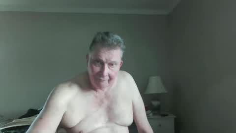 island625103 online show from May 30, 2026, 9:56 pm