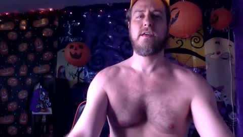 IslandDudeHawaii online show from November 5, 2025, 11:27 pm