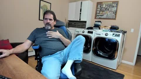 Jim online show from October 29, 2025, 9:16 pm