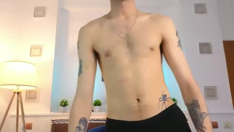 Takumi online show from April 18, 2026, 7:58 pm