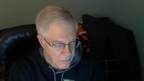 islesman22 online show from December 1, 2024, 10:53 pm