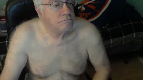 islesman22 online show from October 5, 2025, 9:29 am