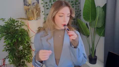 Emilia online show from February 4, 2026, 6:19 am