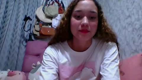 Snapshot of issa30213 chatting on February 23, 2025, 6:28 am Issa online show from February 23, 2025, 6:28 am