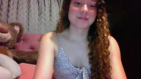 Snapshot of issa30213 chatting on November 16, 2025, 5:35 am Issa online show from November 16, 2025, 5:35 am