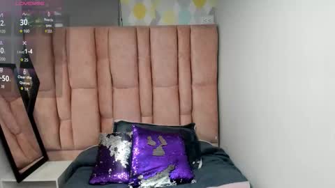 ISSA MILF online show from February 11, 2026, 1:05 pm