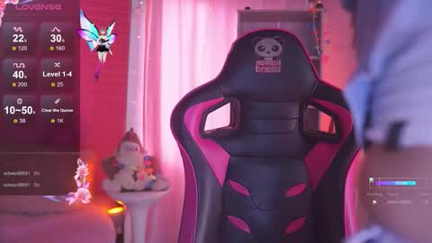 ISSA  online show from September 18, 2025, 8:33 pm