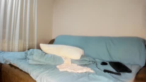 Issabelle online show from February 1, 2025, 9:21 am