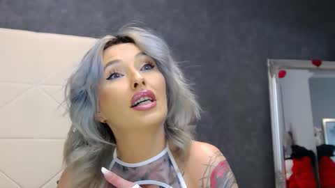 Snapshot of issasmyth chatting on February 20, 2026, 4:40 pm IssaSmyth online show from February 20, 2026, 4:40 pm