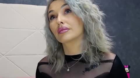 Snapshot of issasmyth chatting on February 28, 2026, 12:28 pm IssaSmyth online show from February 28, 2026, 12:28 pm