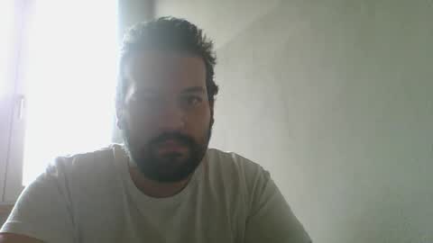 Snapshot of italianbigboy93 chatting on October 20, 2025, 11:21 am italianbigboy93 online show from October 20, 2025, 11:21 am