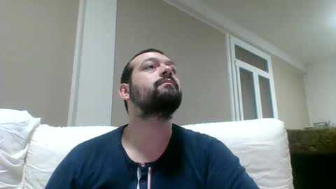 italianbigboy932 online show from March 18, 2026, 11:30 pm