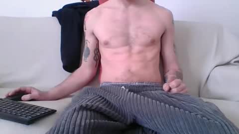 italiansire online show from March 3, 2026, 9:37 am