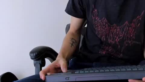 ithan_hot online show from June 4, 2026, 3:12 am