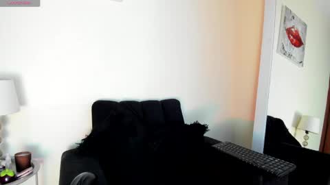 Angelica online show from April 14, 2026, 6:47 pm